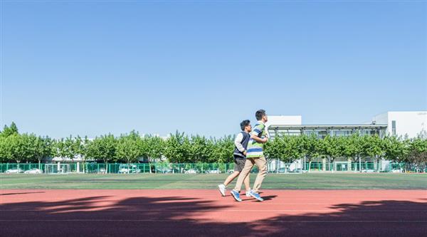 北京現代體育學院、航空乘務學院體育專業好不好？好就業嗎？